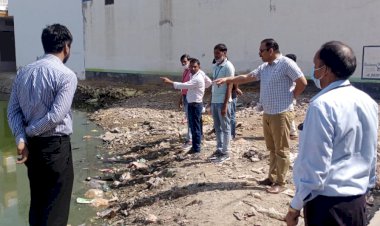 डेंगू की रोकथाम को लेकर दवाई का करया गया छिड़काव