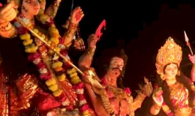 माता की प्रतिमा विसर्जन के साथ नवरात्र महोत्सव पर लगा विराम