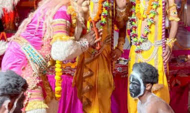 मेरी लगी श्याम संग प्रीत ये दुनिया क्या जाने..........