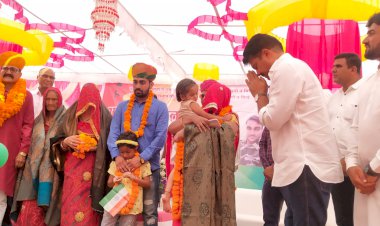जाखल में शहीद कुलदीप मीणा की दादी का किया सम्मान