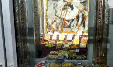 शरद पूर्णिमा के पवन पर्व पर गोविन्द देव जी मन्दिर में सजी छप्पन भोग झांकी
