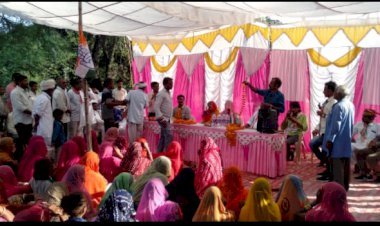 नुक्कड़ सभाओं के माध्यम से कांग्रेस का हाथ मजबूत करने की अपील