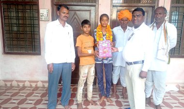 जिला स्तरीय हैंडबॉल प्रतियोगिता में ज्योति प्रजापति प्रथम
