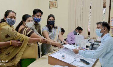 सेंट स्टीफन स्कूल के स्टाफ व अभिभावकों ने ज्ञापन सौपा