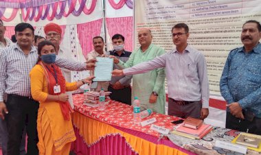 प्रशासन गांवो के संग अभियान के तहत सरनावडा के ग्रामीण हुए लाभान्वित
