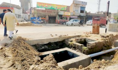 ठेकेदार की लापरवाही, किसी भी वक्त हो सकता है बड़ा हादसा