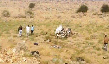 सड़क पर पलटी बेकाबू कार, एक ही परिवार के 5 लोगों की मौत