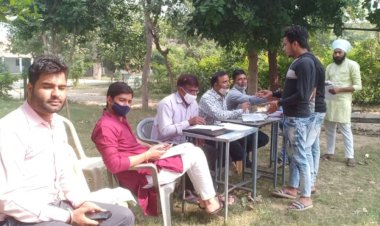 गोविंदगढ़ क्षेत्र में मतदान केन्द्रों पर लगे विशेष शिविर, मतदाता सूचियों का पुनरीक्षण कार्यक्रम जारी