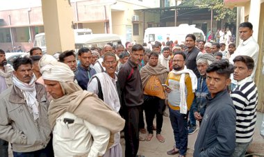 सड़क दुर्घटना में मृतक का पोस्टमार्टम करवाकर शव परिजनों को सौंपा