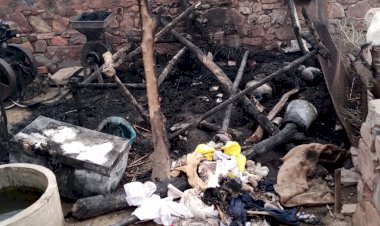 परमदरा में विद्युत तार टूटकर गिरने से छप्पर पोस मकान में आग लगने से लाखों का सामान, अनाज और नगदी जली