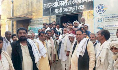 अवारा सुअरो व गायो की रोकथाम की मांग, एसडीएम को सौपा ज्ञापन