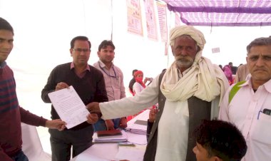 सरकारी आम रास्ते से 30 वर्ष पुराने अतिक्रमण हटाने का सौंपा ज्ञापन