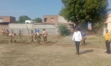 एनएसएस शिविर में विद्यार्थियों ने साफ सफाई कर दिया स्वच्छता का संदेश