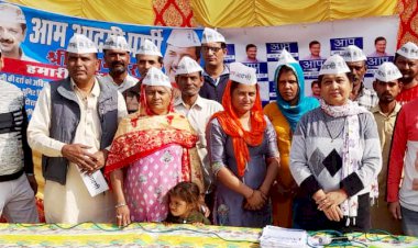 महंगी बिजली व पेट्रोल-डीजल विरोध में नुक्कड़ सभाए कर जन जागरण अभियान चलागी आम आदमी पार्टी