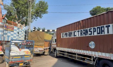 यातायात मार्ग डायवर्ट कर पुलिस नदारद, लगा तीन किलोमीटर लम्बा जाम