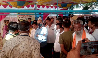 कलेक्टर ने किया तखतगढ़ में आयोजित प्रशासन शहरो के संग शिविर का निरीक्षण