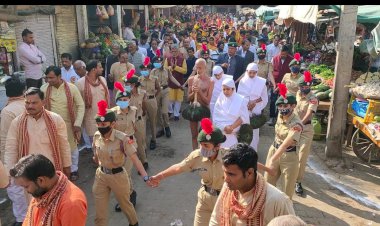 पुलिस की नफरी के अभाव में केशवानंद शिक्षण संस्थान की एनसीसी की छात्र-छात्राएं निभाया सुरक्षा का जुम्मा