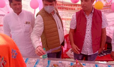 मैथना मे प्रशासन गांवाे के संग शिविर हुआ आयाेजित, सरपंच व एसडीएम सहित अधिकारी रहे माैजूद