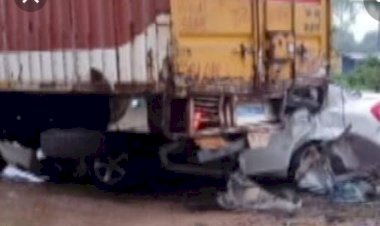 ट्रक से कार की भिड़ंत में युवती की मौत, 2 घायल