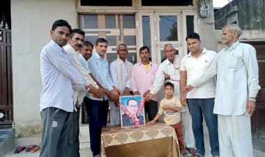 ग्राम ढिस में मनाया गया अंबेडकर का महापरिनिर्वाण दिवस