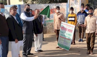 लंबित मामलों को लोक अदालत के माध्यम से जल्द निपटाए - शर्मा