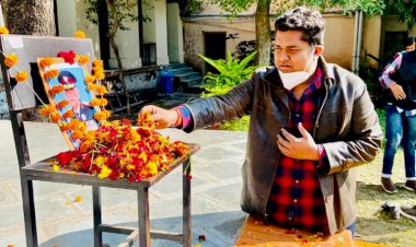 बीपिन रावत व अन्य शहीद जवानों को दी श्रद्धांजलि