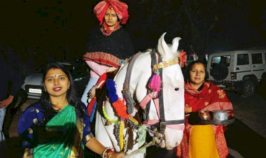 बेटी को घोड़ी पर बैठाकर निकाली बिंदौरी, दिया समानता का संदेश