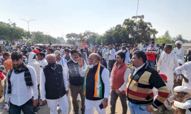 महंगाई के खिलाफ रैली में मकराना से पहुंचे हजारों लोग