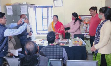 अतिरिक्त जिला परियोजना समन्वयक संगीता मानवी ने किया रशीदपुर स्कूल का औचक निरीक्षण