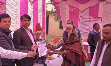 भनाेखर शिविर मे उपखंड प्रशासन ने 73 पट्टे किए जारी, हर्षाेल्लास से मनाया बेटीयाे जन्मोत्सव