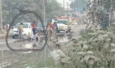 बहरोड अलवर नारनौल स्टेट हाईवे हुआ बदहाली का शिकार, आए दिन वाहन चालक गिरकर हो रहे चोटिल