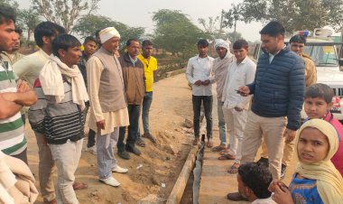 सड़क निर्माण को लेकर प्रशासन के खिलाफ विरोध प्रदर्शन, मौके पर प्रशासन पहुंचा निर्माण कार्यों को बंद कर पुनः करवाने के आश्वासन