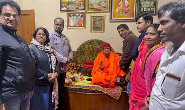 श्री काशी विश्वनाथ धाम कॉरिडोर के उद्घाटन साक्षी बने महामंडलेश्वर स्वामी हंसराम उदासीन का भीलवाड़ा लौटने पर किया भव्य स्वागत