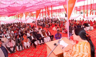 बेटे हो या बेटी दोनों को आगे बढ़ने के समान अवसर मिले- सांसद दीयाकुमारी