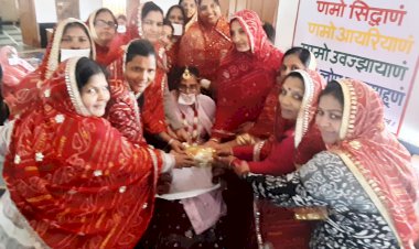 वेरागन बहिन की गोद भराई, निकाला वरघोडा, चोबीसी से अभिनन्दना