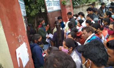 मास्क को लेकर लोग नहीं दिखा रहे गंभीरता, बरत रहे लापरवाही, कहीं पड़ न जाए भारी