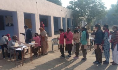 रैणी के पिनान सरकारी सीनियर स्कूल मे हुआ कोविड वैक्सीनेशन