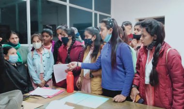 एनएसयूआई ने गर्ल्स कॉलेज में तीन सूत्रीय मांग को लेकर सौंपा ज्ञापन