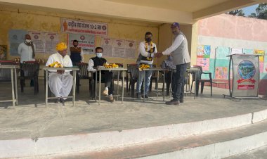 NSS के साप्ताहिक शिविर का हुआ समापन, विद्यार्थियों को लगी कोविड वैक्सीन