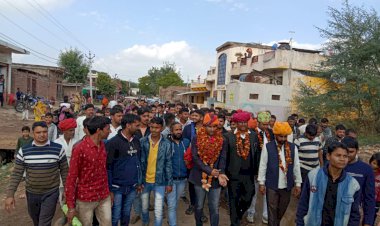 वायु सैनिक धाकड़ का हुआ गर्मजोशी से स्वागत