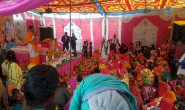 संगीतमय श्रीमद्भागवत कथा ज्ञान यज्ञ में बही भक्तिगंगा, सुनकर झूमे श्रद्धालु