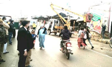 चुनाव आयोग द्वारा आचार संहिता लगते ही हरकत में आया प्रशासन