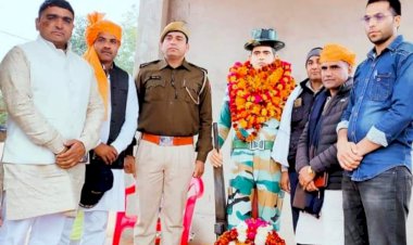 परमदरा में शहीद हेमंत शर्मा की प्रतिमा का हुआ अनावरण