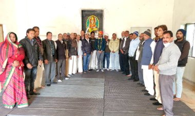 लक्ष्मीकांत सोनी का स्टेनोग्राफर पद पर नियुक्ति पर स्वर्णकार समाज ने किया सम्मान