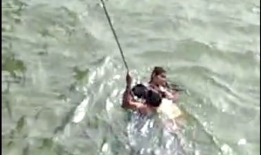 सेल्फी के चक्कर में युवती नदी में गिरी, कड़ाके की ठंड में कूदकर ग्रामीण युवक ने बचाई जान