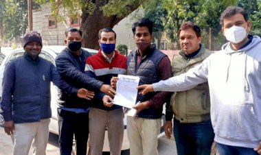 कोटा कोचिंग समिति के प्रतिनिधि मंडल ने सौंपा जिलाधीश को ज्ञापन