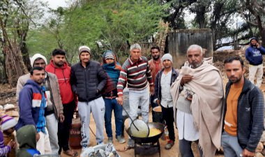 बाघोली में मकर सक्रांति पर्व पर जगह जगह हुए पौषबड़ा के कार्यक्रम