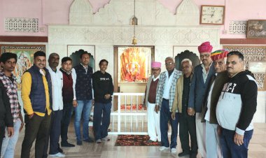 विश्वकर्मा जांगिड़ विकास समिति नागौर के पदाधिकारियों का मकराना में हुआ सम्मान