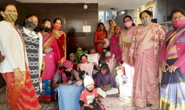 अखिल भारतीय मारवाड़ी महिला संगठन ने 50 महिलाओं को बांटे टीशर्ट