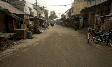 विकेंड़ कर्फ्यू के दौरान आवश्यक सेवाओं को छोड़कर बाजार रहा बंद